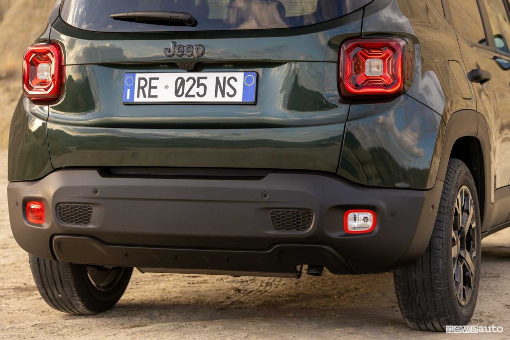 Jeep Renegade North Star paraurti, portellone posteriore
