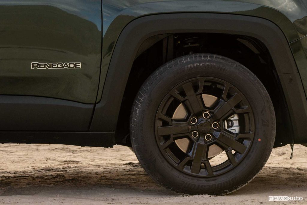 Jeep Renegade North Star cerchi da 17"