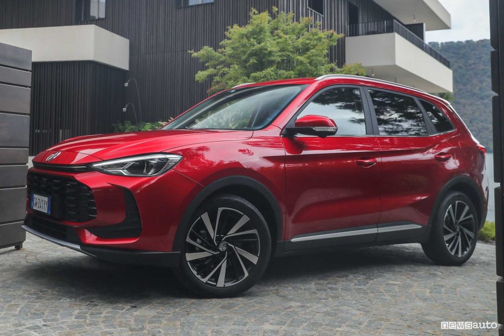MG ZS Hybrid+ anteriore 3/4
