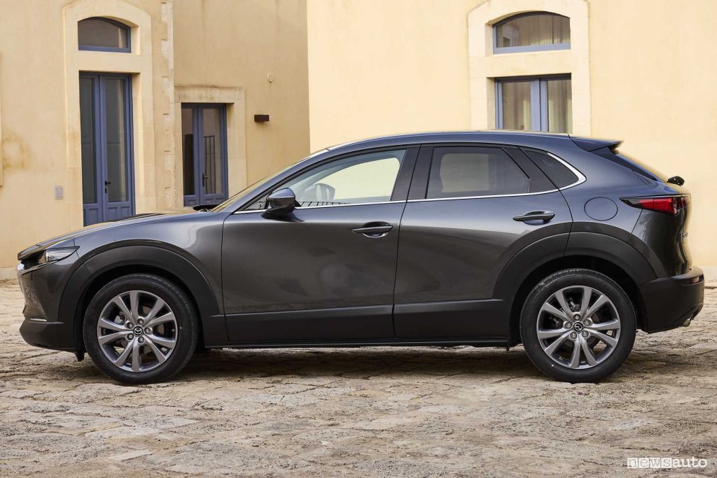 Mazda CX-30 2025 Takumi laterale
