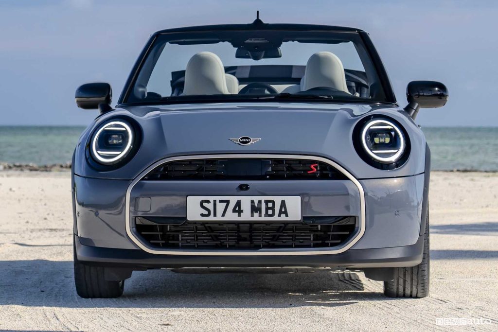 Mini Cooper Cabrio S frontale