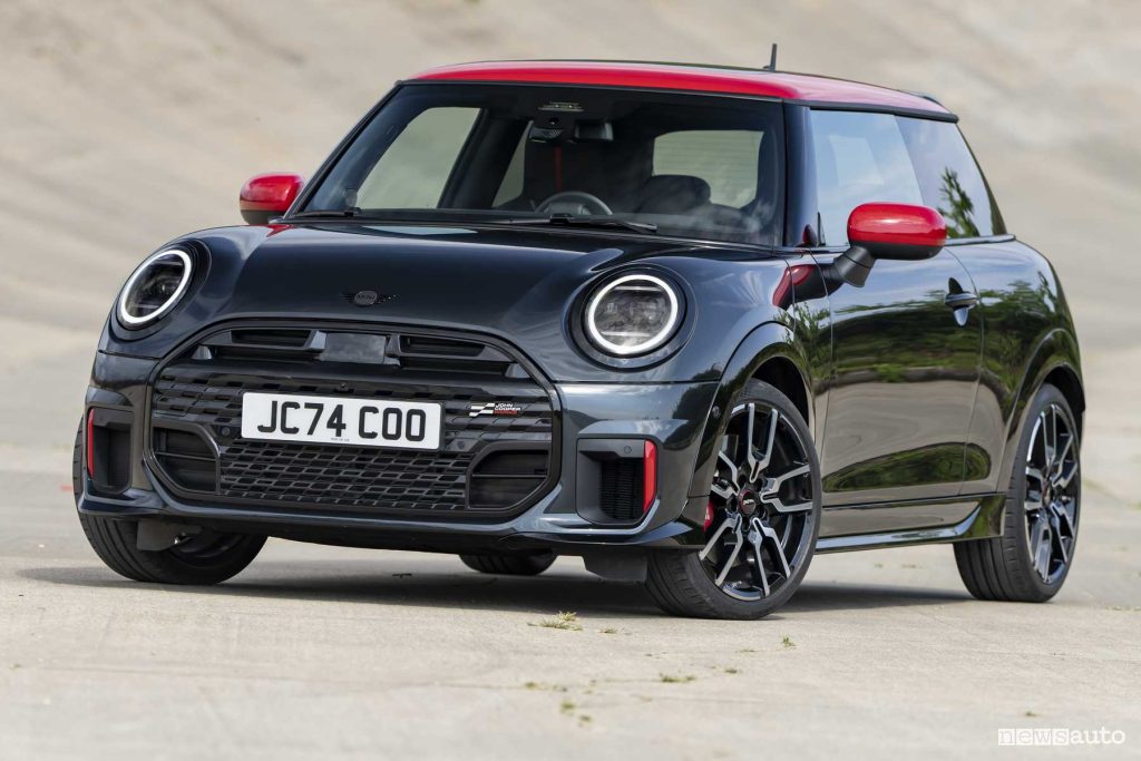 Mini John Cooper Works anteriore 3/4