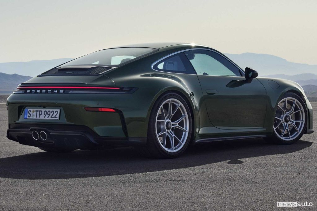 Porsche 911 GT3 Touring posteriore 3/4