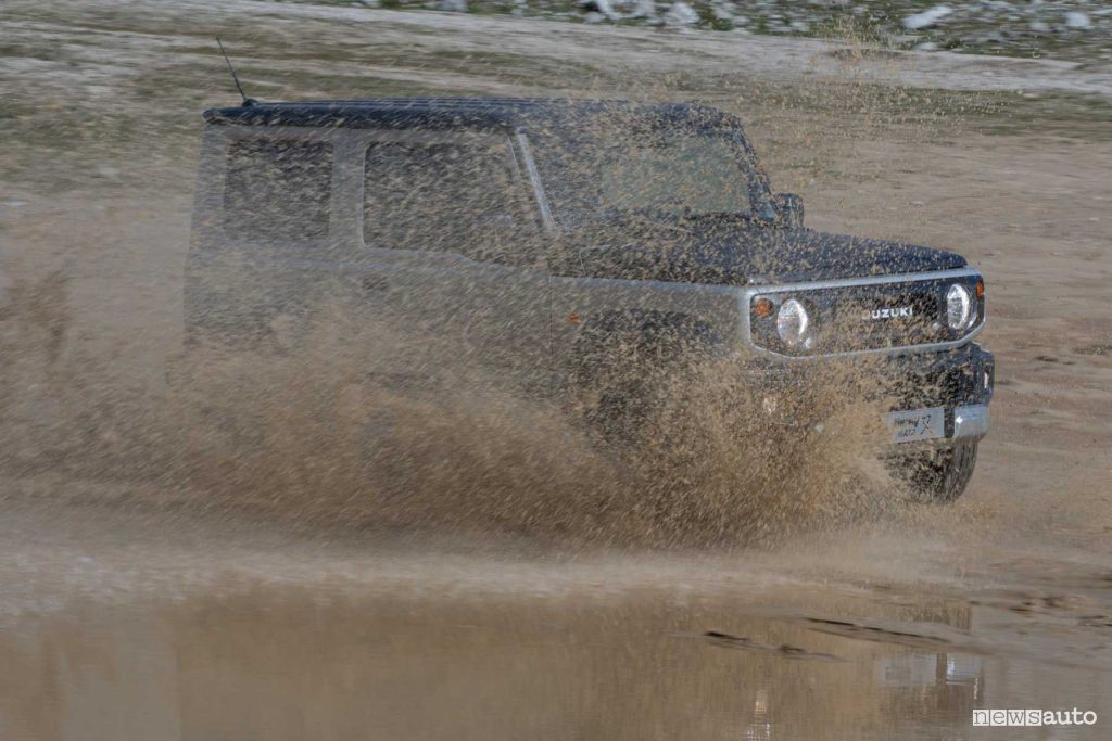 Suzuki Jimny Mata guado