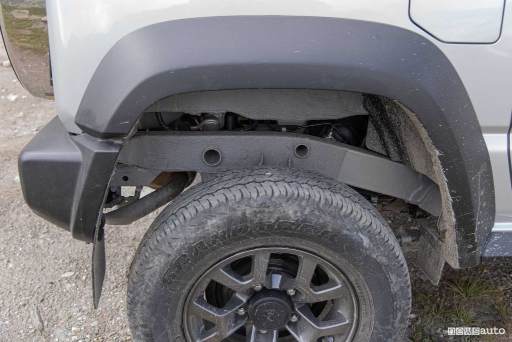 Suzuki Jimny Mata telaio a longheroni