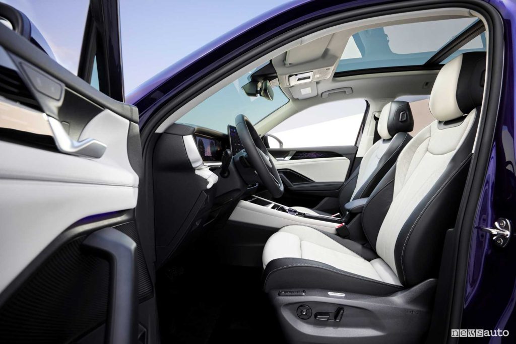 Volkswagen Tayron Elegance sedili anteriori abitacolo