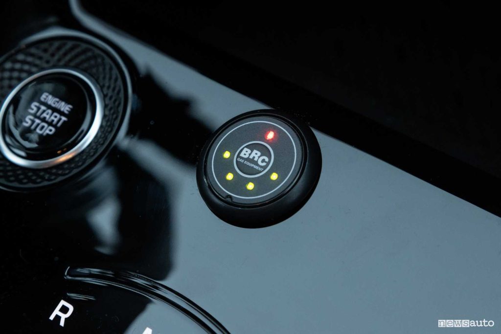 Kia Niro HEV ibrida commutatore GPL