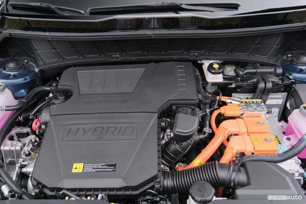 Kia Niro HEV GPL ibrida vano motore