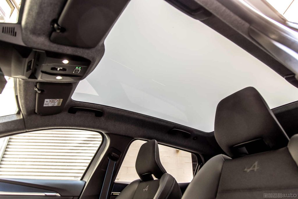 Renault Scenic E-Tech Esprit Alpine tetto panoramico solarbay