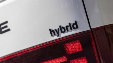 Hyundai Santa Fe logo Hybrid portellone posteriore
