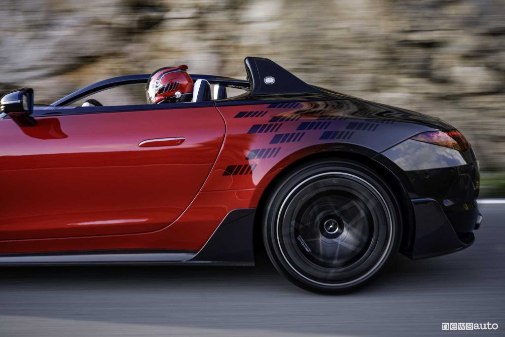 Mercedes-AMG Purespeed su strada