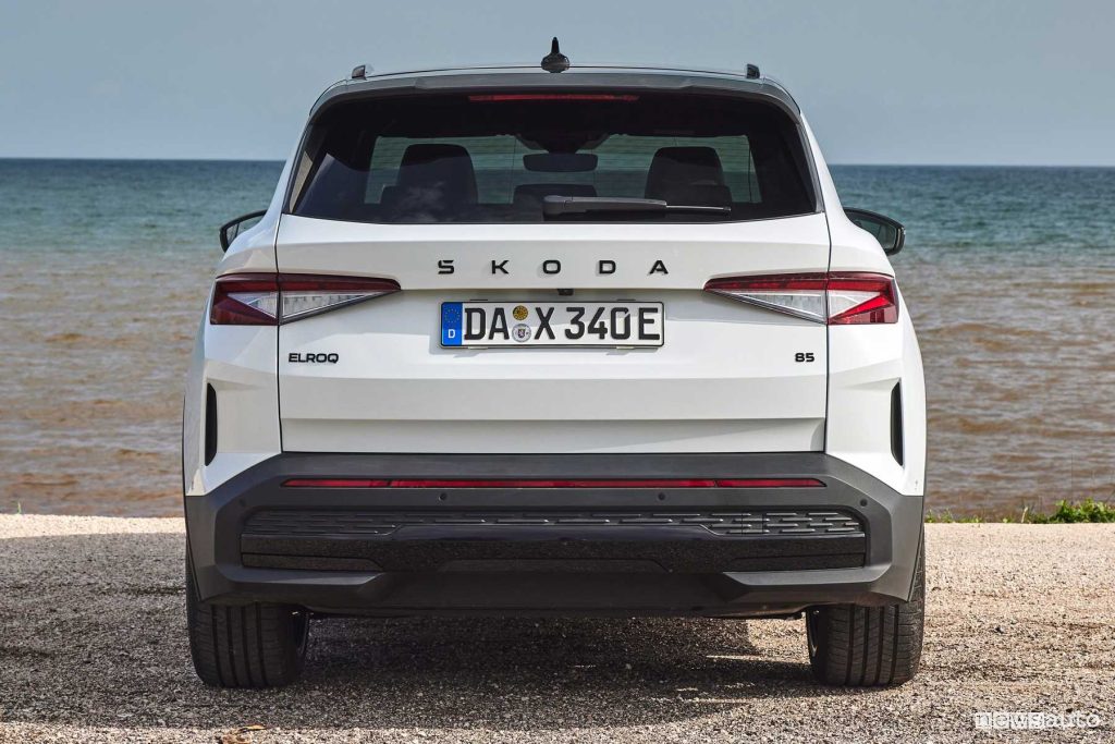 Nuova Skoda Elroq First Edition posteriore