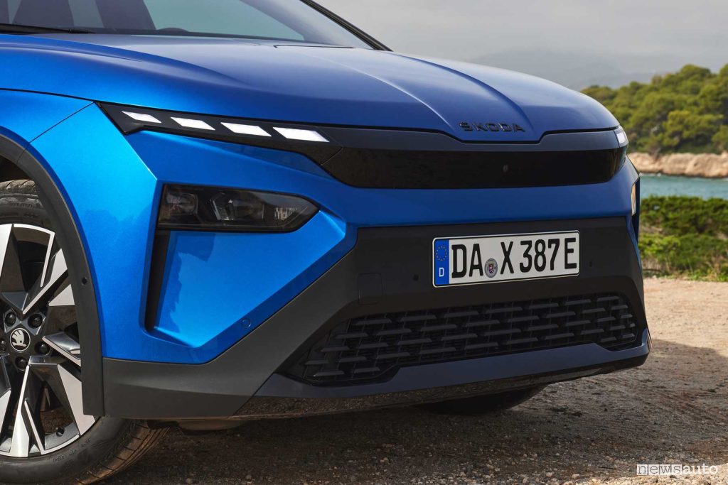 Nuova Skoda Elroq Sportline paraurti anteriore