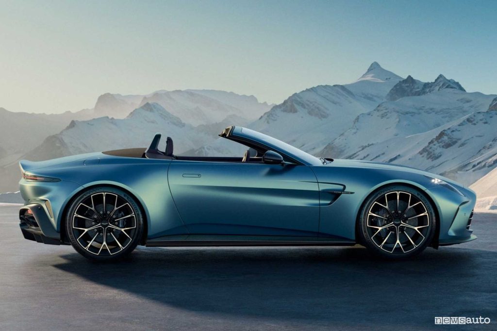 Aston Martin Vantage Roadster laterale