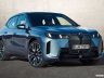 BMW iX xDrive60 anteriore 3/4