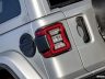 Jeep Wrangler Sahara JLU 2.0 faro posteriore