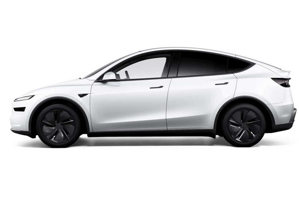 Tesla Model Y 2025 laterale bianca