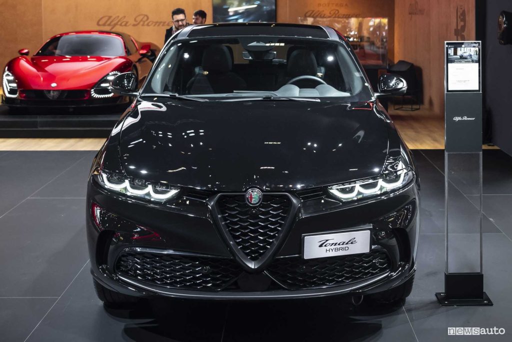 Alfa Romeo Tonale Intensa frontale