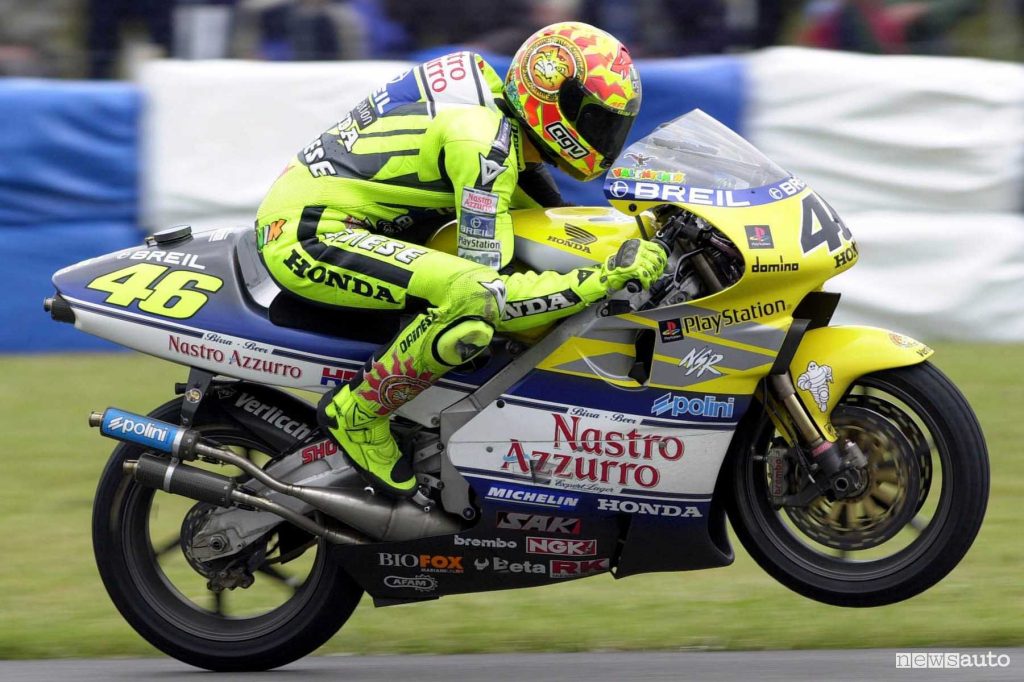 Valentino Rossi MotoGP Doninghton nel 2000