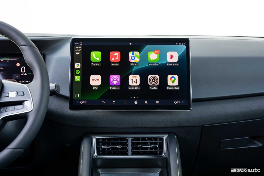 BYD Atto 2 display infotainment in orizzontale