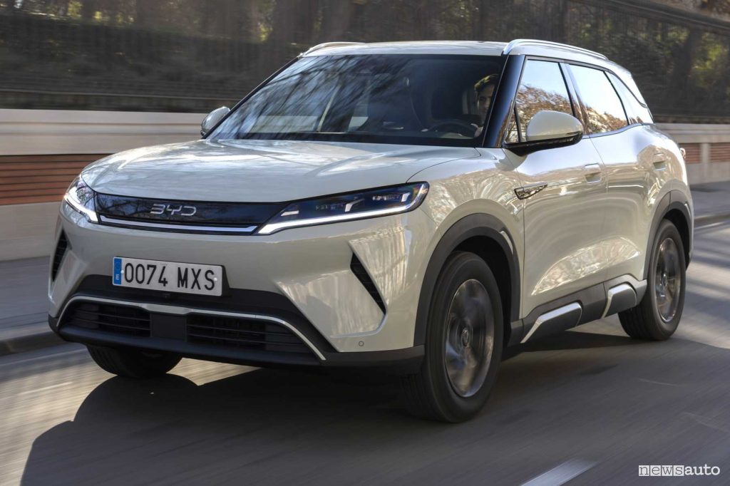 BYD Atto 2. Antitrust indaga sulle auto elettriche, autonomie e degrado batterie 