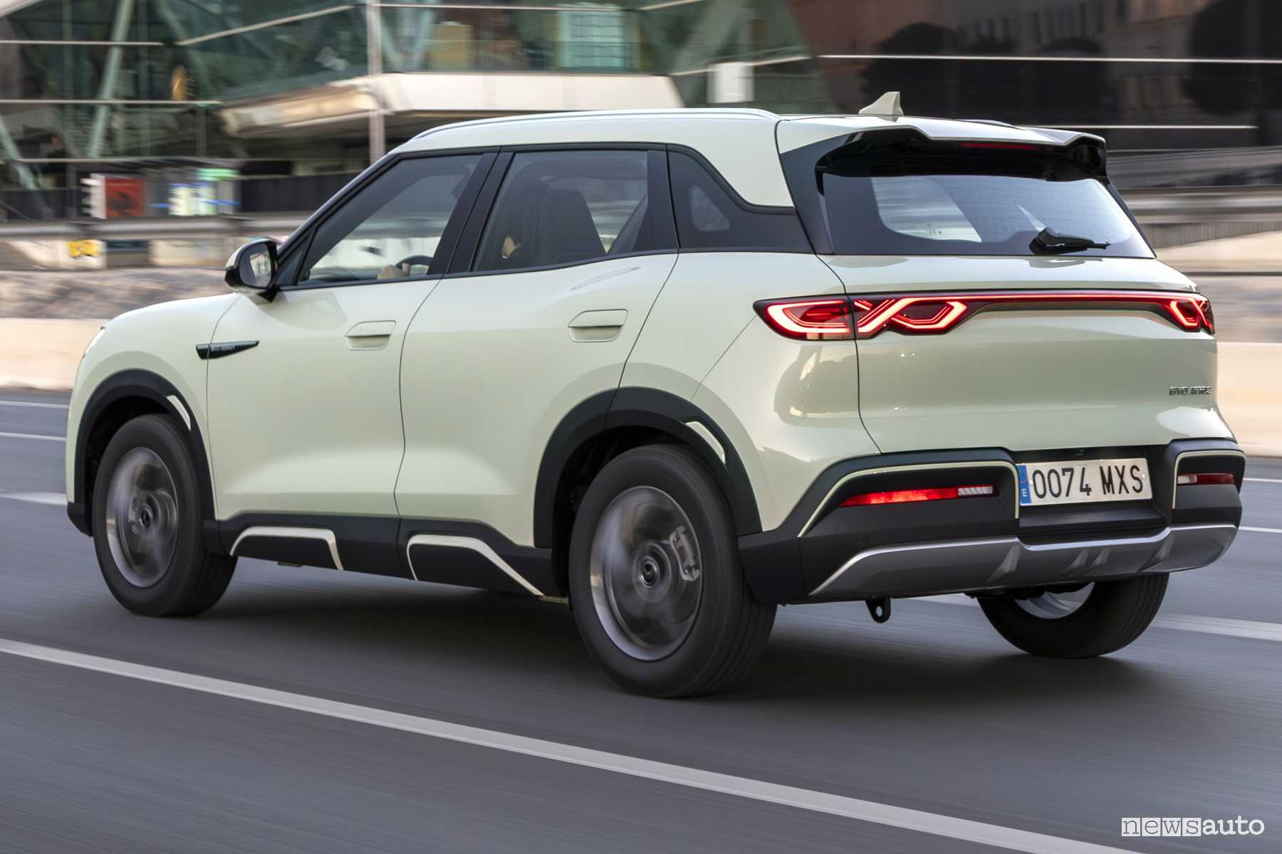 BYD Atto 2 su strada
