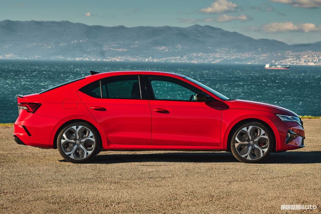 Skoda Octavia RS laterale