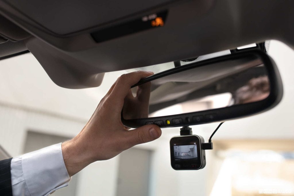 I 15 accessori migliori da tenere in auto per viaggiare bene