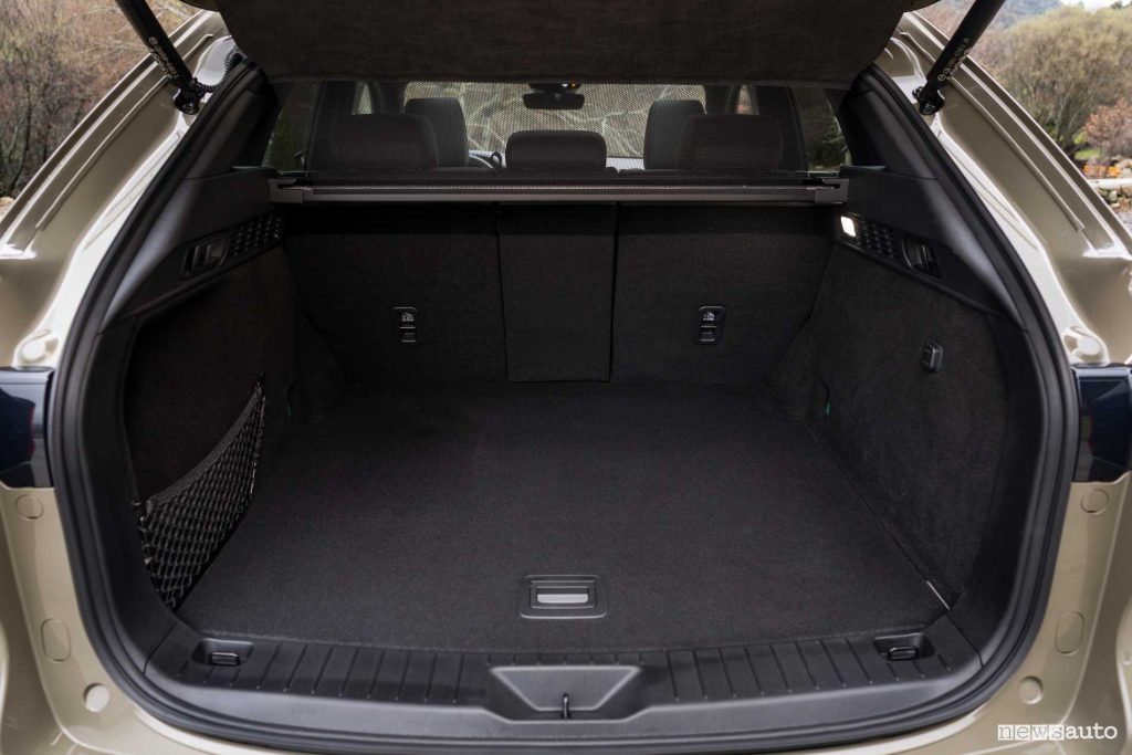 Mazda CX-60 2025 bagagliaio