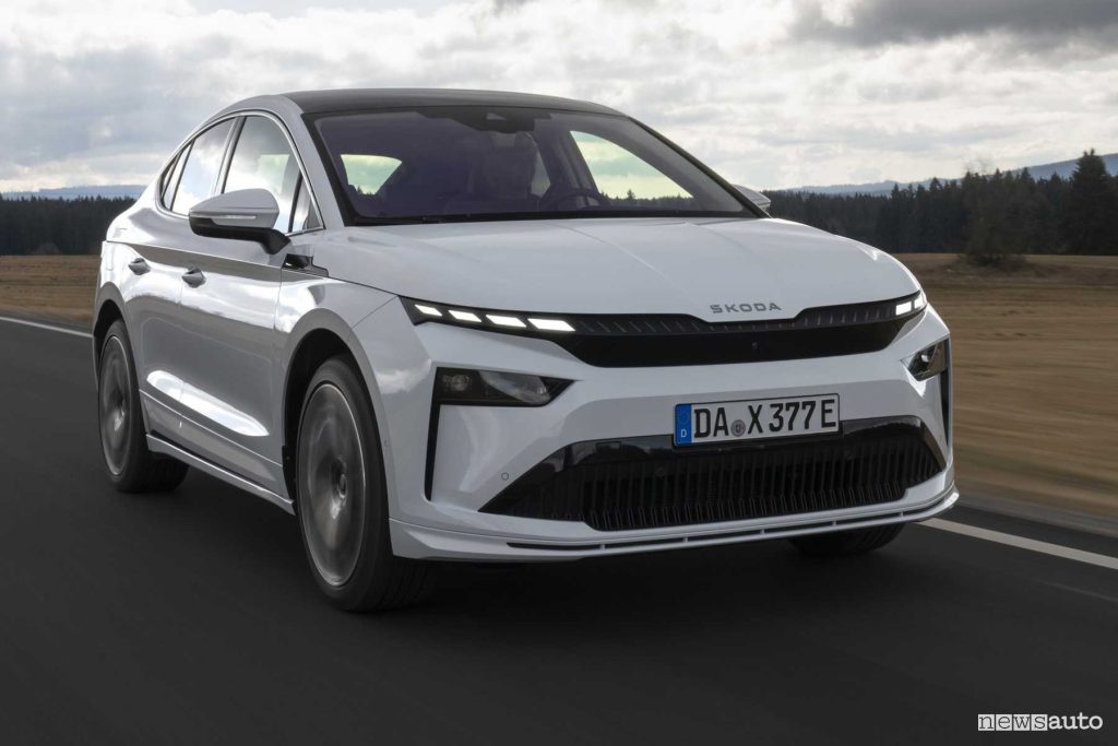 Skoda Enyaq Coupé su strada