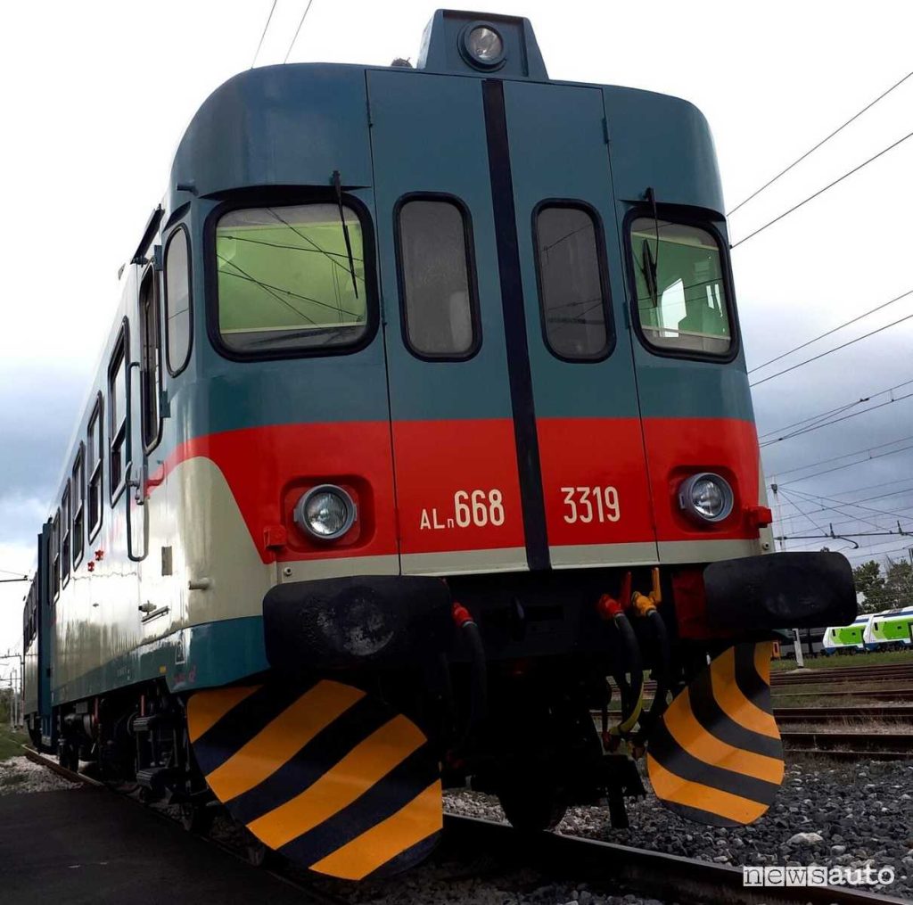 Motrice storica ALn668 è stata convertita da motori diesel a propulsori a ciclo Otto alimentati a BioGNL