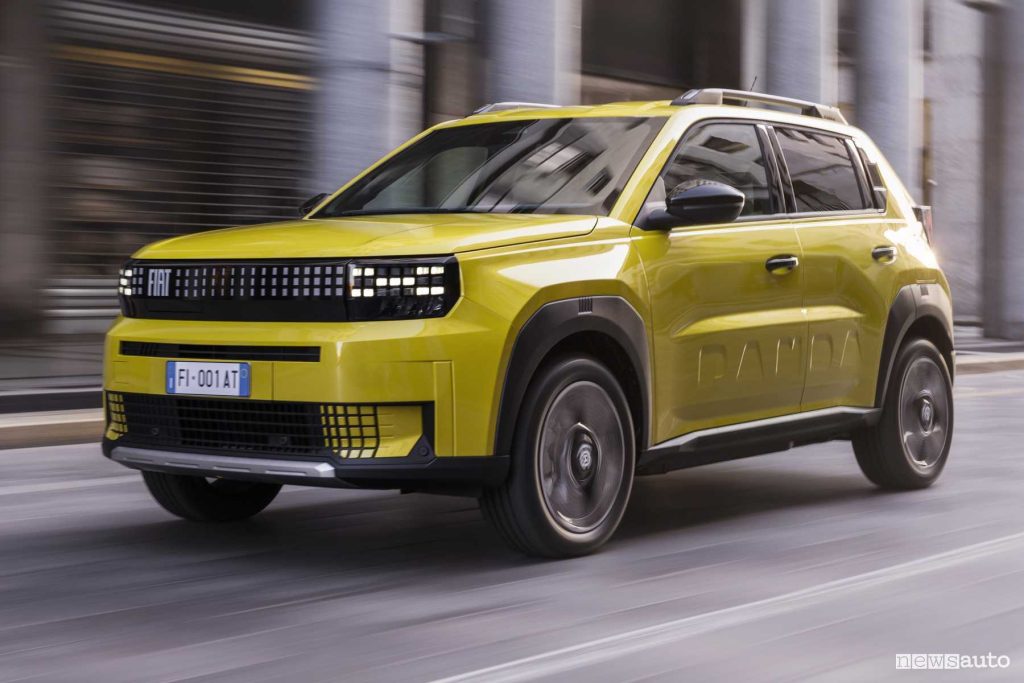 Fiat Grande Panda Hybrid Business