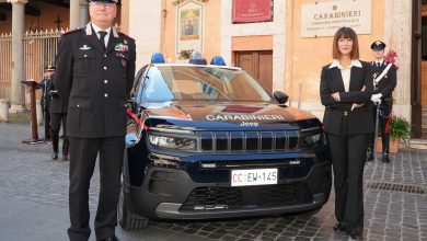 Jeep Avenger elettrica nuova auto dei Carabinieri