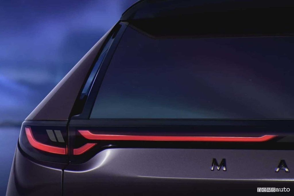 Mazda EZ-60 faro posteriore firma luminosa
