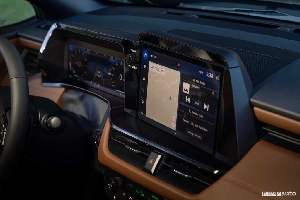 Subaru Outback 2026 display infotainment da 12,1"