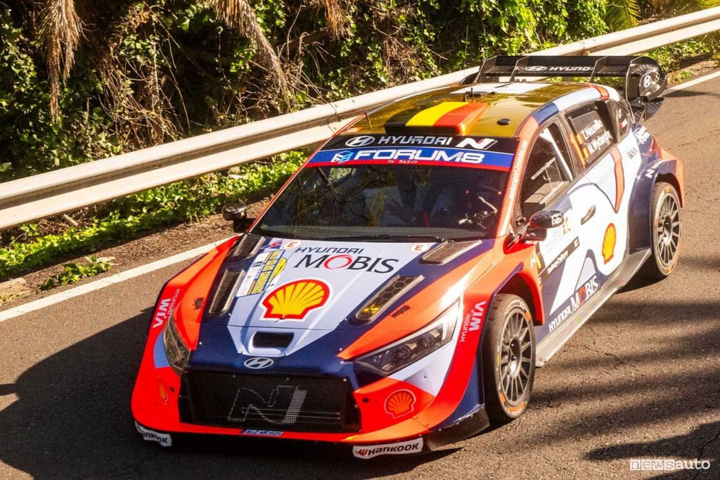 Thierry Neuville con la Hyundai i20 N Rally1 al Rally delle Isole Canarie 