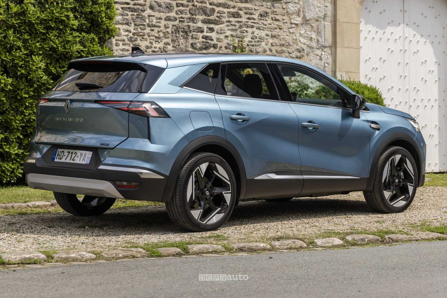 Renault Symbioz, prova del C-SUV Full Hybrid 160 cv