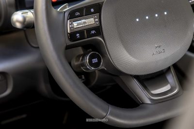 Hyundai Inster manopola Drive Mode sul volante