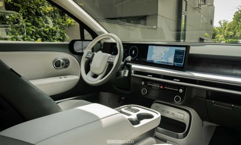 Hyundai Ioniq 9 plancia abitacolo