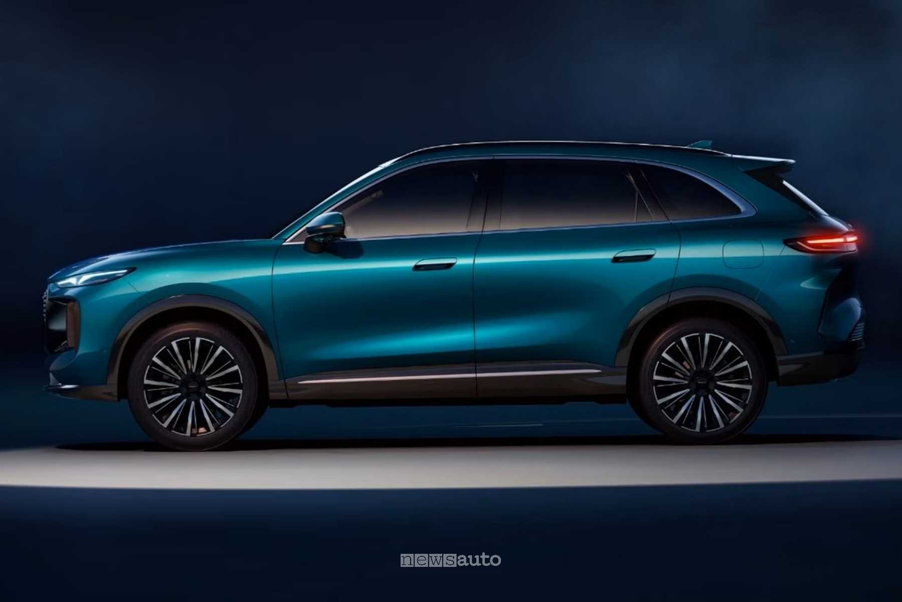 SUV Lepas L8