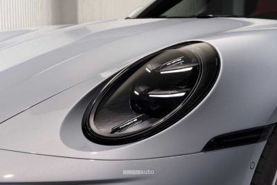 Nuova Porsche 911 Turbo S Cabriolet faro anteriore