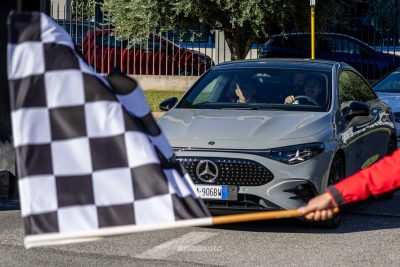 Partenza per il test autonomia Mercedes CLA sul GRA di Roma