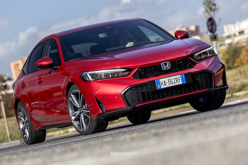 Honda Civic test su strada
