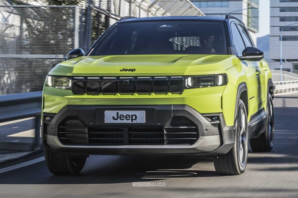 Nuova Jeep Compass su strada
