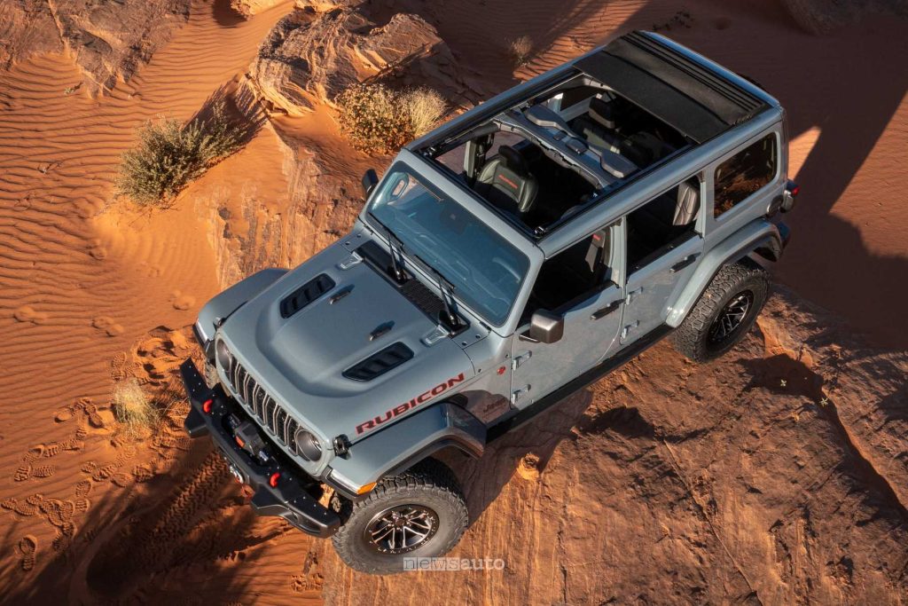 La nuova Jeep Wrangler Rubicon 2026 vista dall'alto