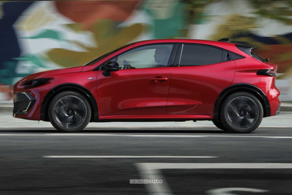 Nuova Renault Clio Esprit Alpine su strada