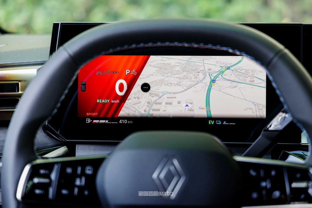 Nuova Renault Clio display quadro strumenti da 10"