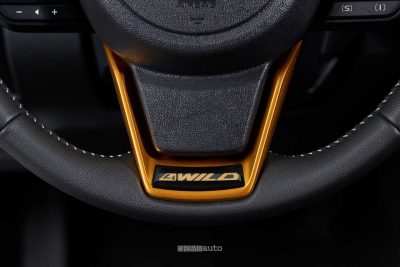 Subaru Crosstrek logo 4WILD sul volante