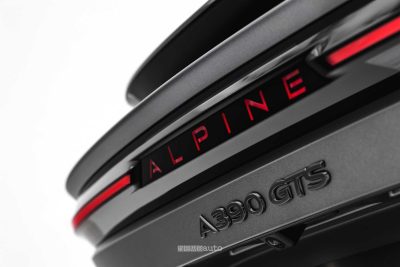 Alpine A390 GTS telecamera posteriore, firma luminosa