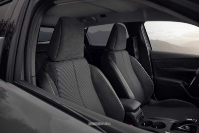 DS 3 Performance Line E-Tense sedili anteriori